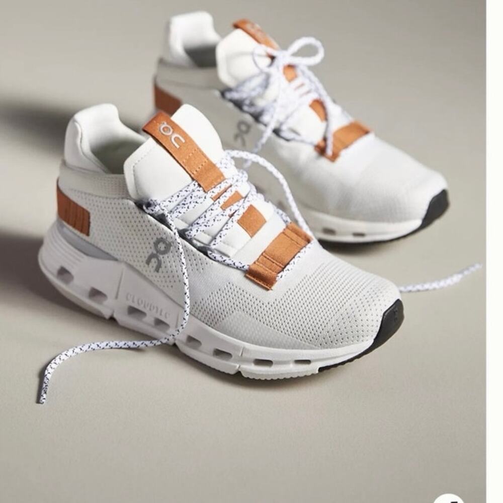 On Cloudnova Sneakers in white/ pearl size 10 women’s